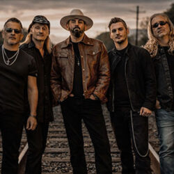 Hillbilly-Vegas-Artist-Shot-WEB